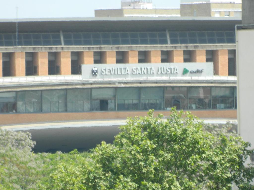 Hostal Sevilla Santa Justa - Adults Only Exterior photo