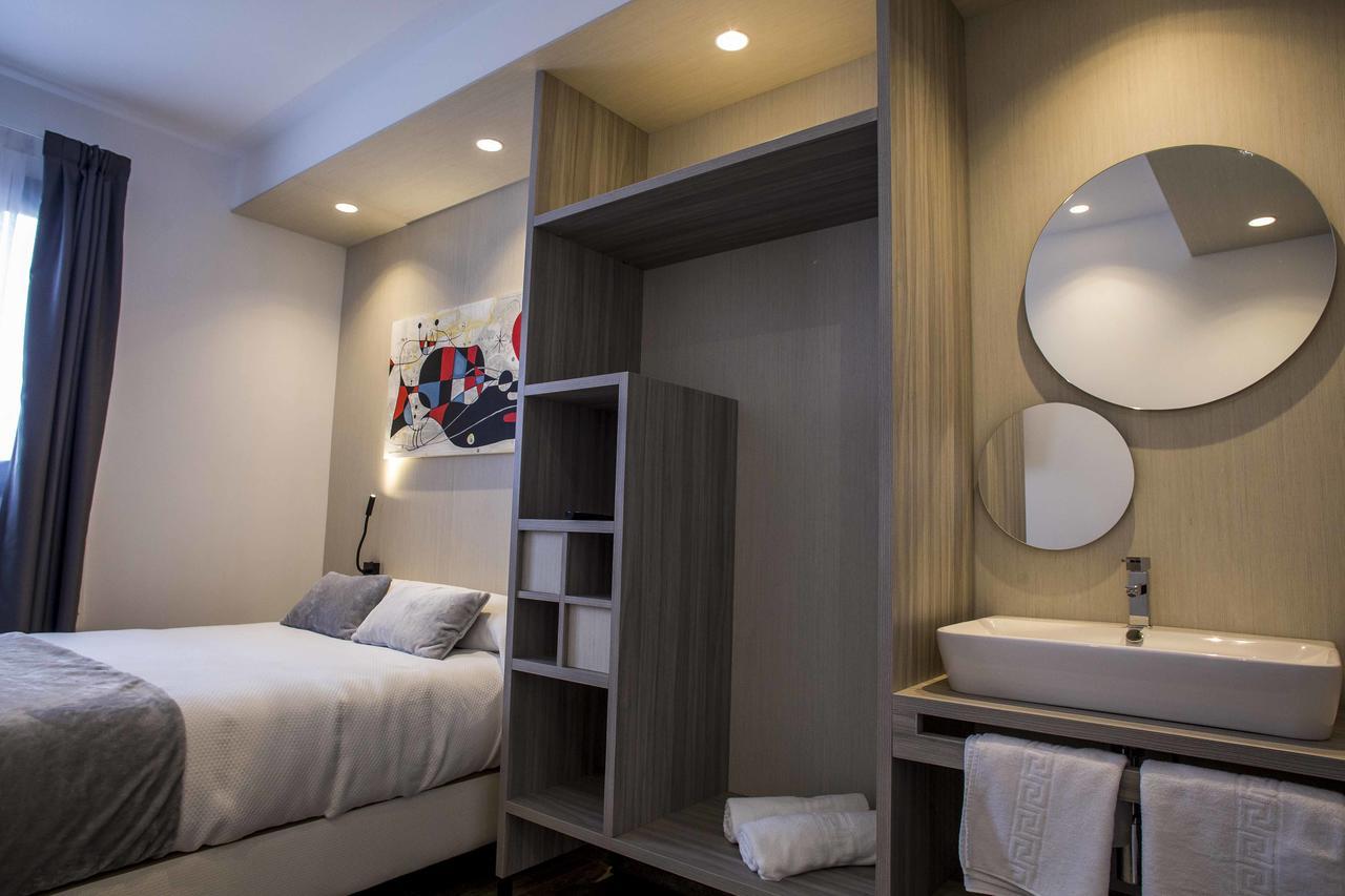 Hostal Sevilla Santa Justa - Adults Only Exterior photo