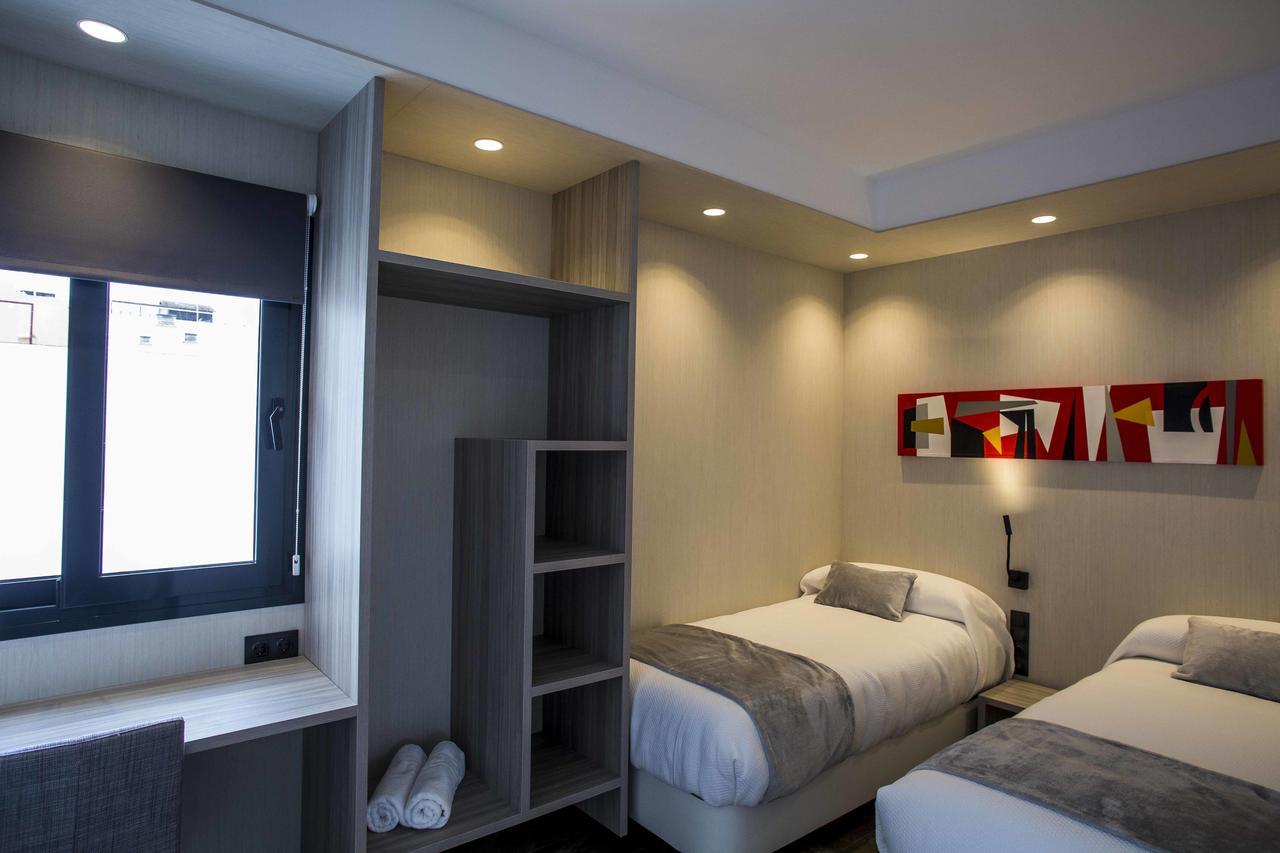 Hostal Sevilla Santa Justa - Adults Only Exterior photo